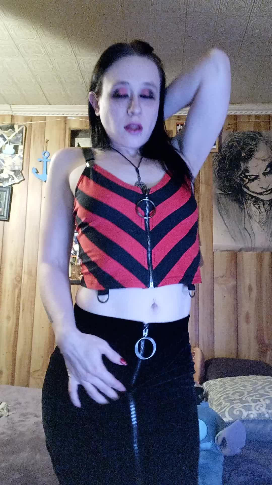 @KimmyKat 😻