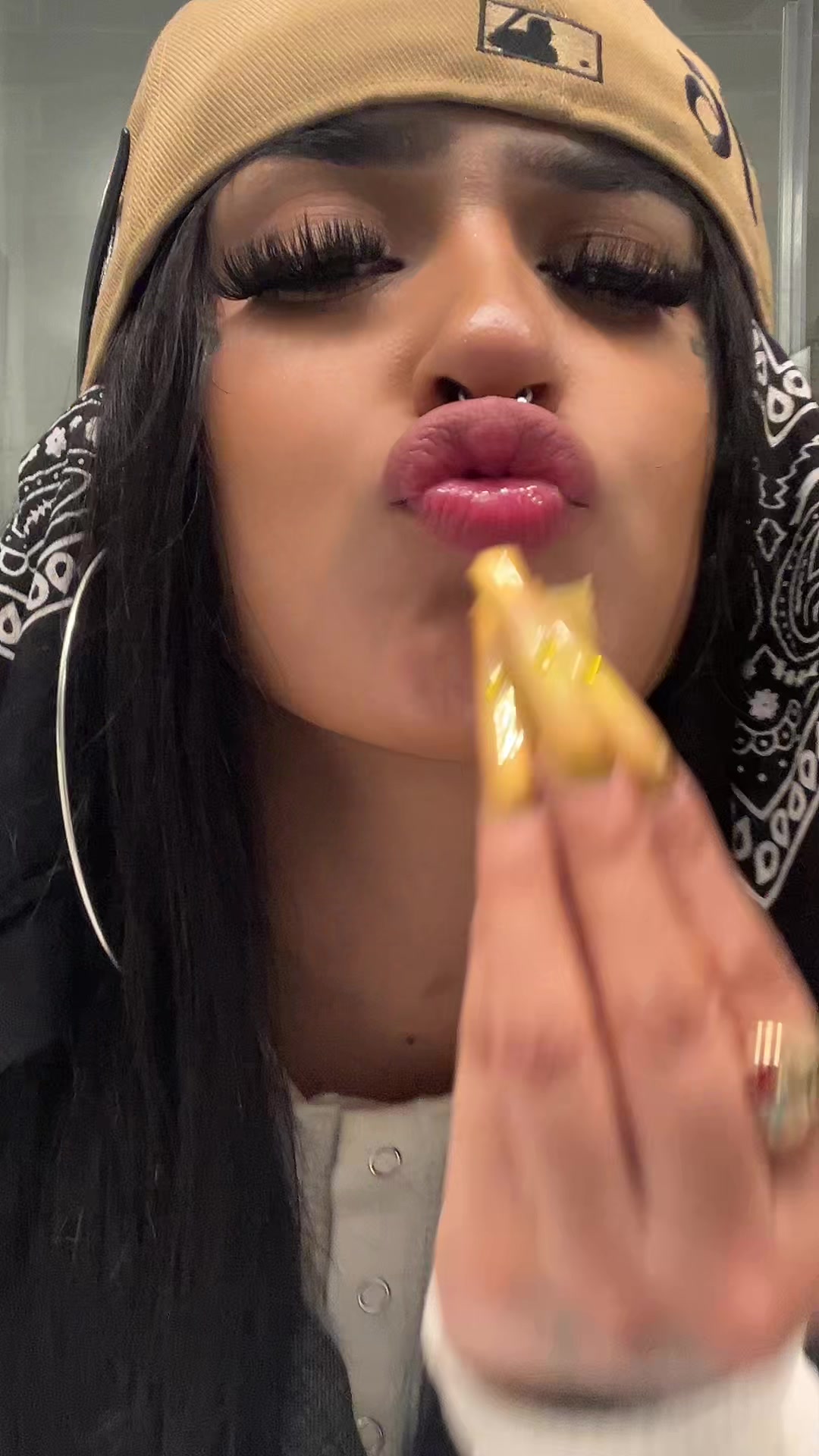 @chicanarosas13