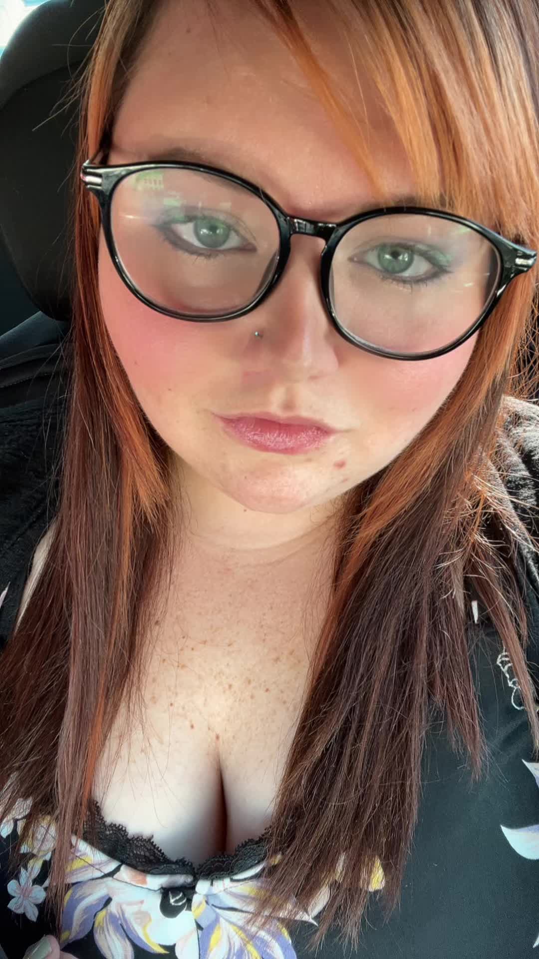 @LindseyyCharliee