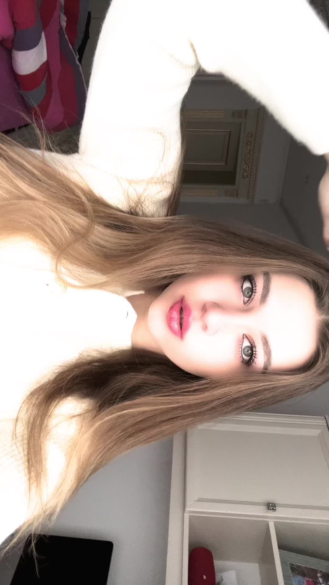 @arinaliskaia