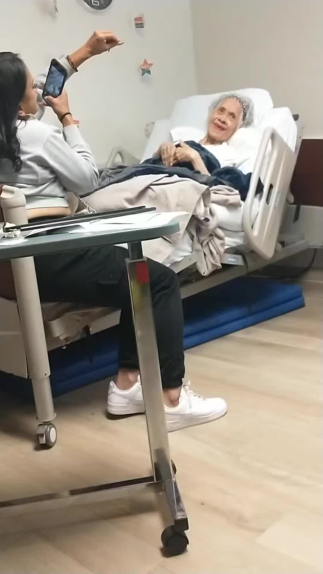 @LisaLisa