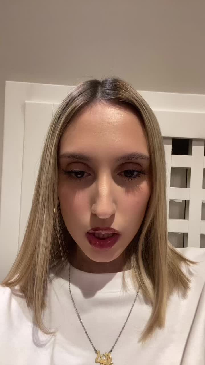 @ELENA👸🏼