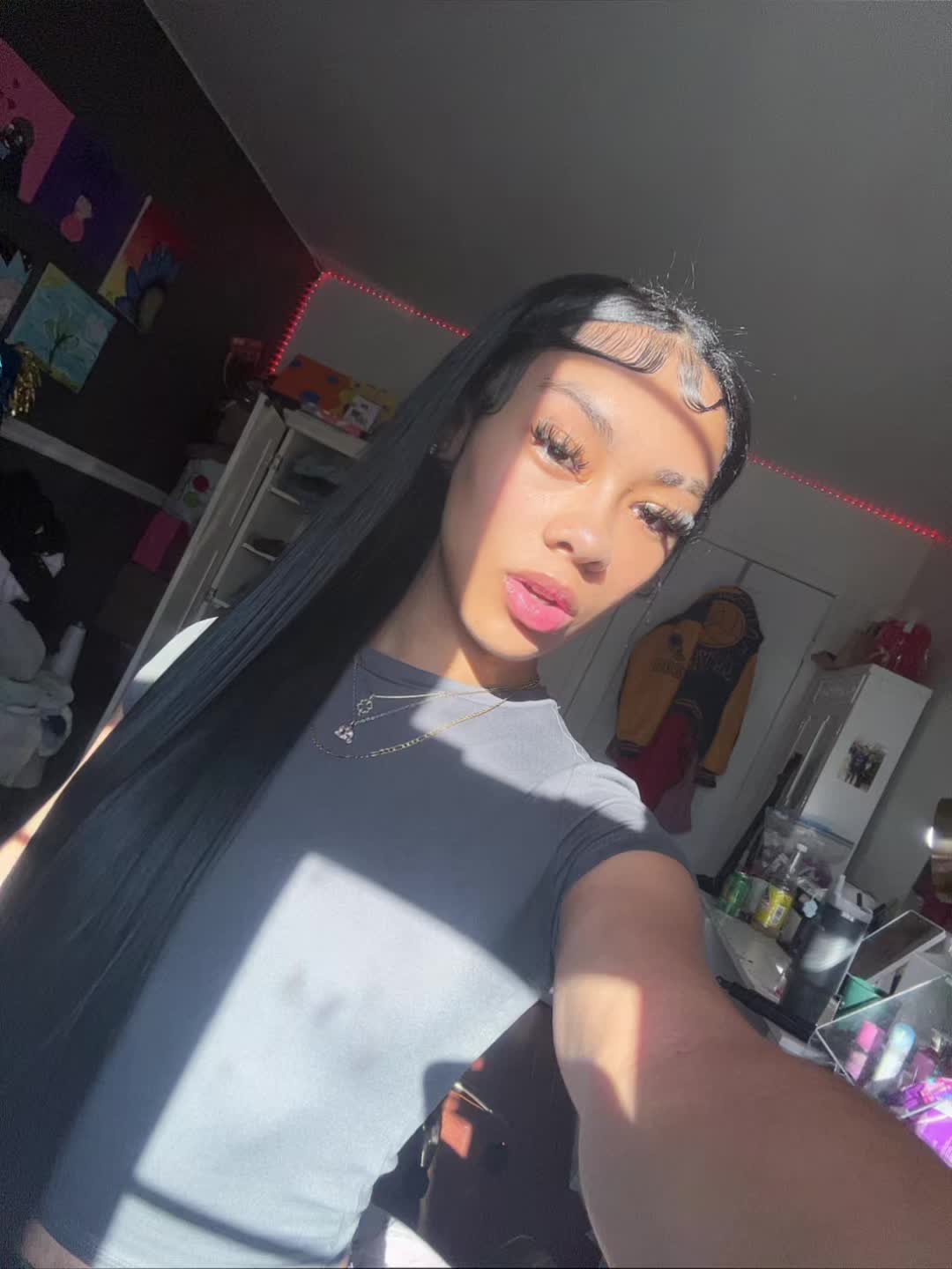 @🧞&zwj;♀️..