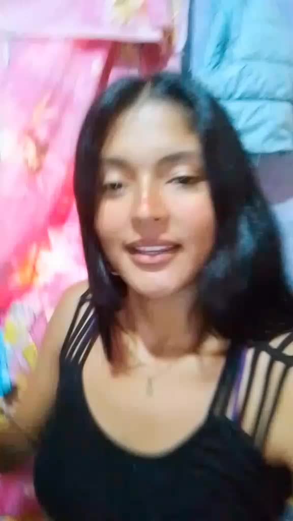 @Emy🤍🫰🏼