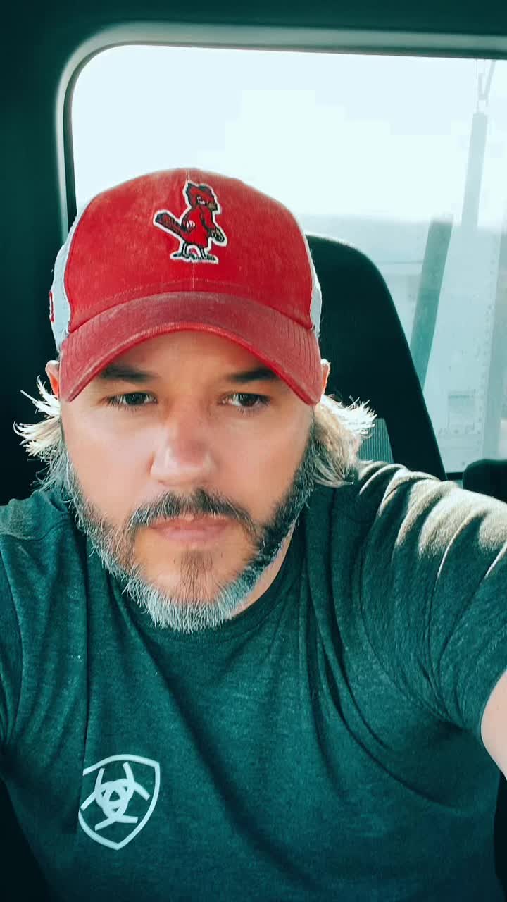 @🦊THE_SILVERFOX_OF_TIKtok🦊