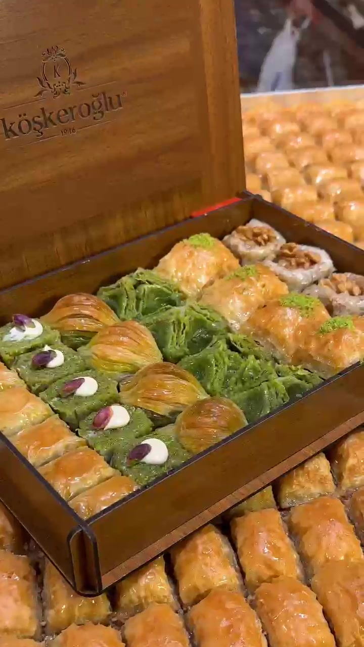 @k&ouml;şkeroğlubaklava1946