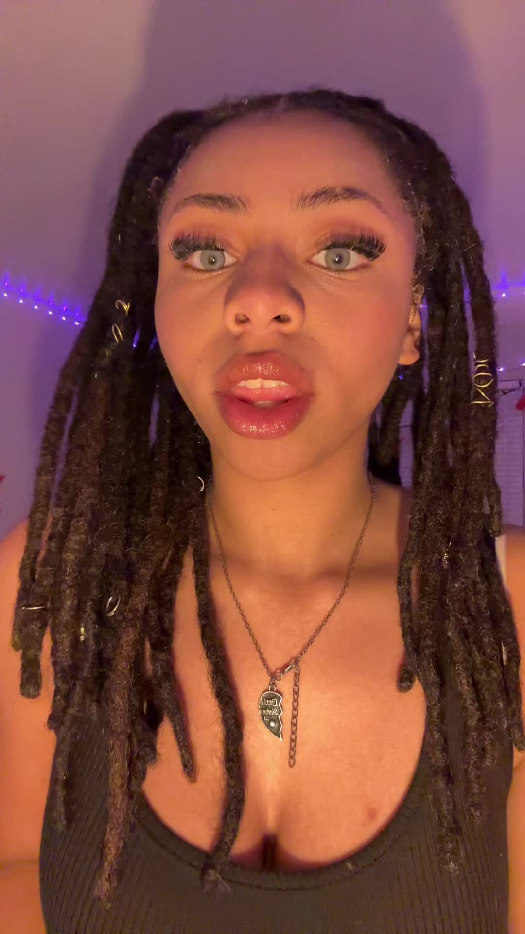 @Ayanna💕🙂