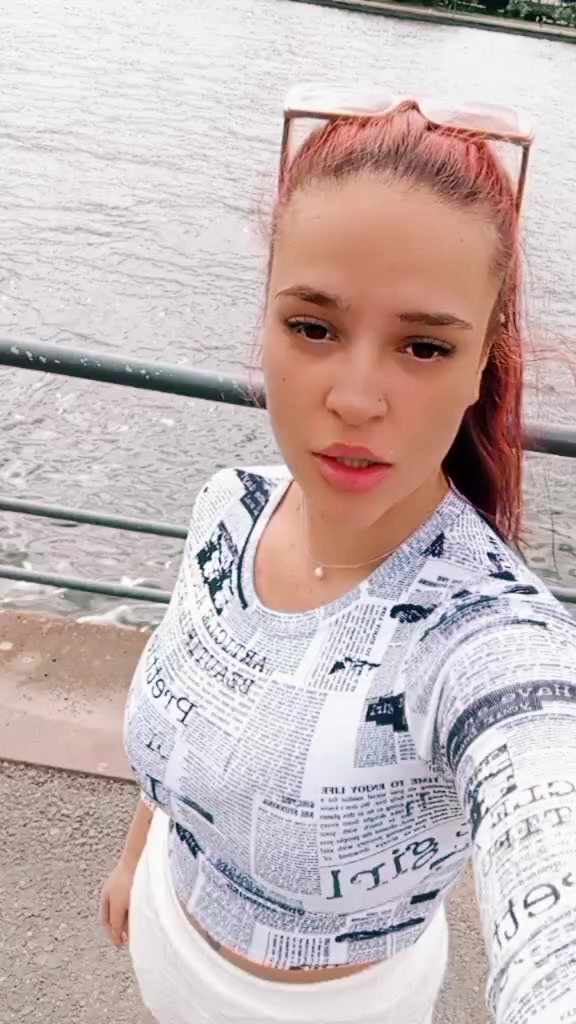 @Iasmina M&icirc;rşoane