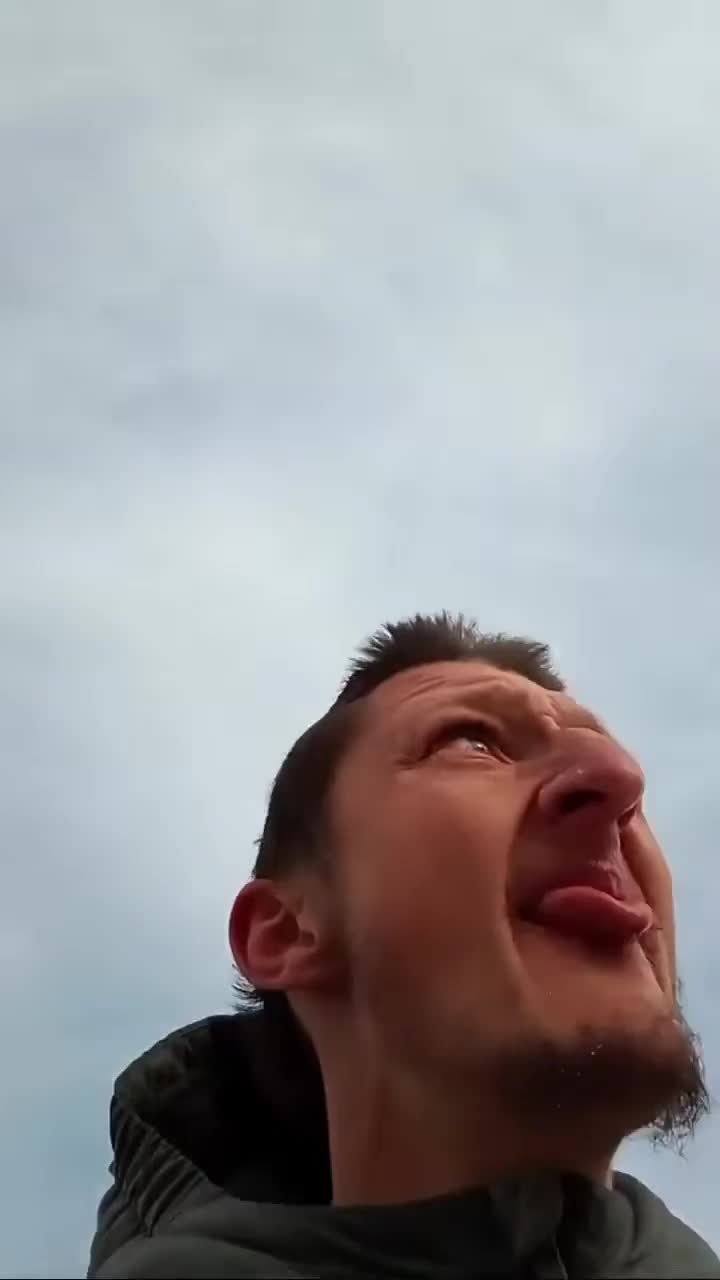 @larsonleak