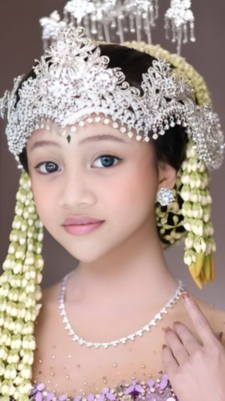 @wulanmarzeliena