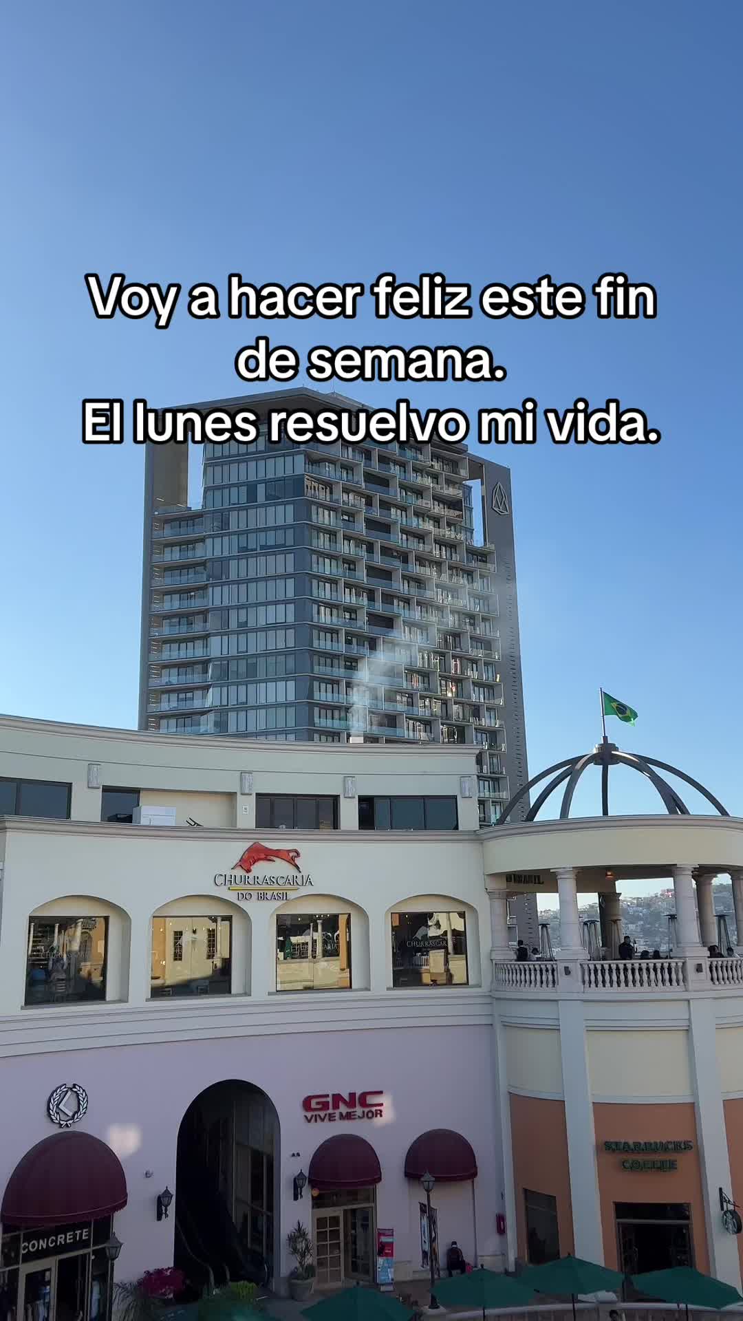 @itzyarely_