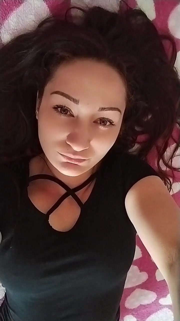 @vivikeh28