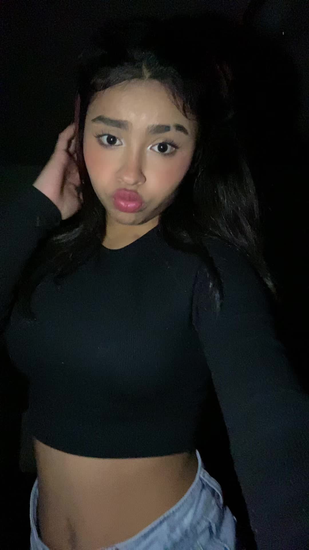 @ℳℯ𝓁𝒶𝓃𝒾ℯ🦥