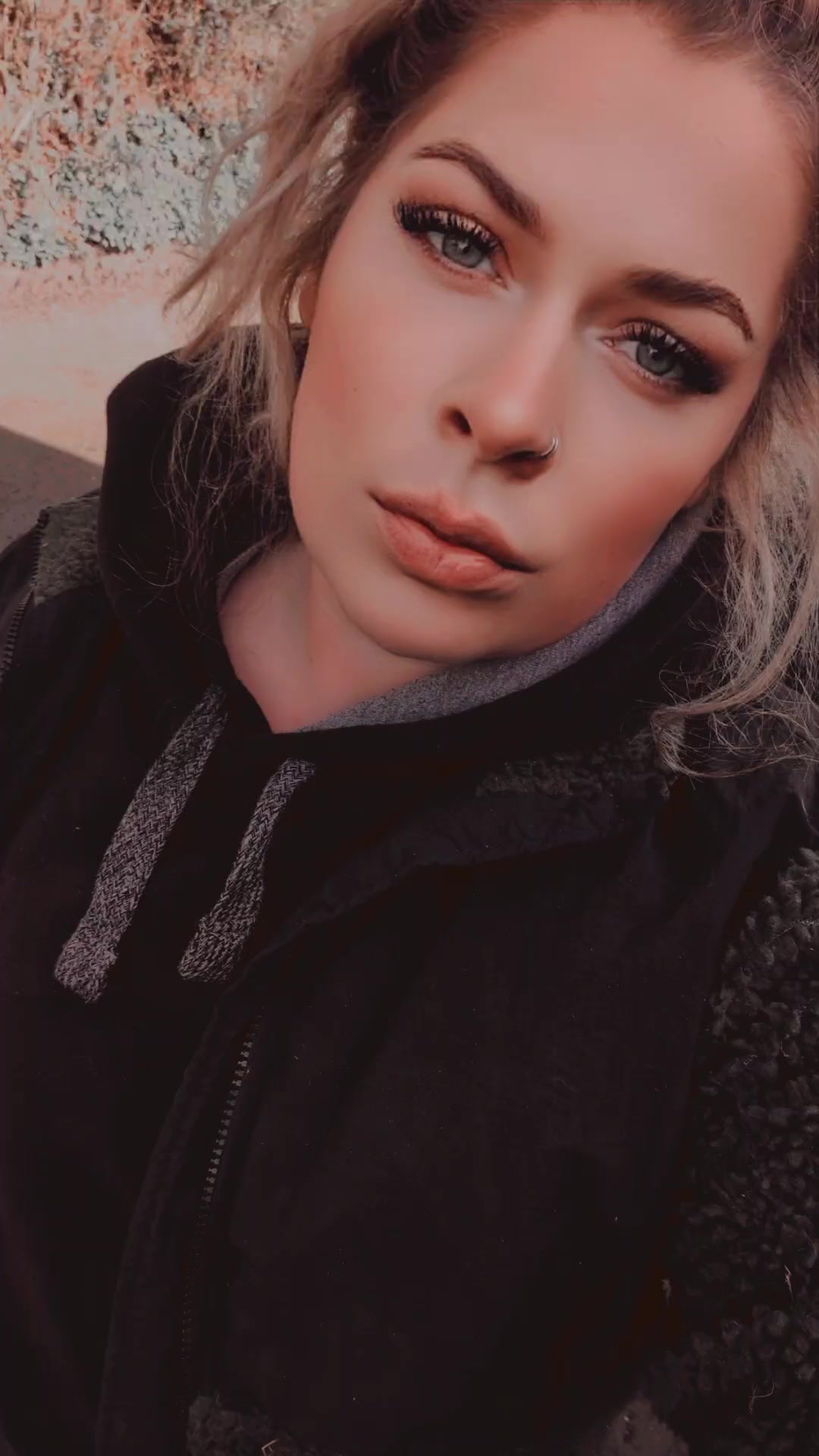 @bethknox098