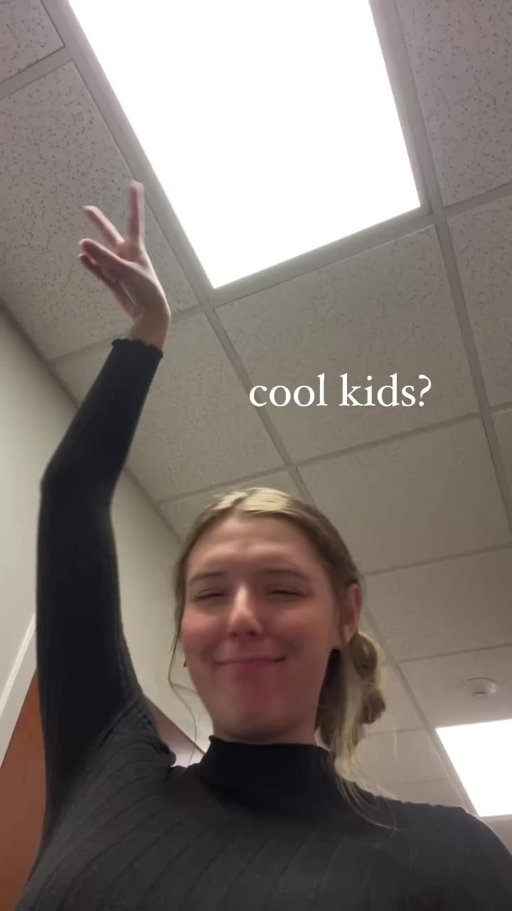 @Emelia