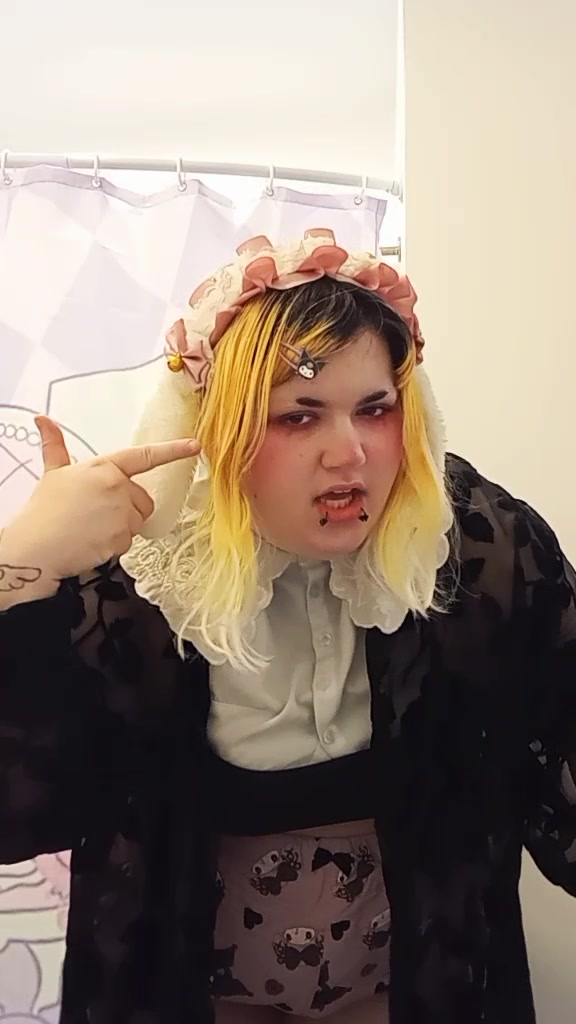 @Fae
