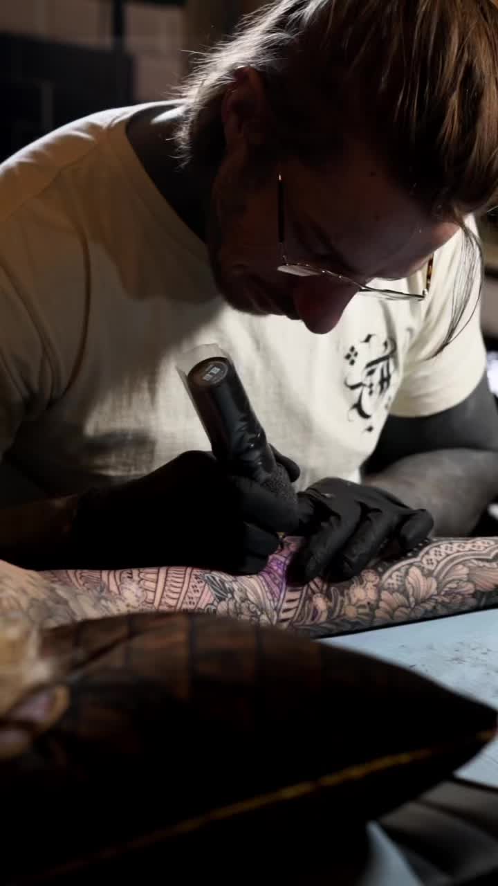 @Dino Vallely Tattoo