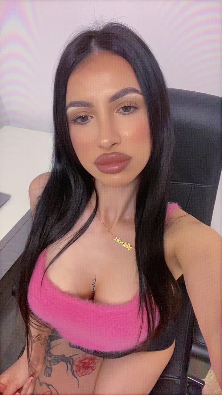 @𝓐𝓵𝓮𝔁𝓲𝓼