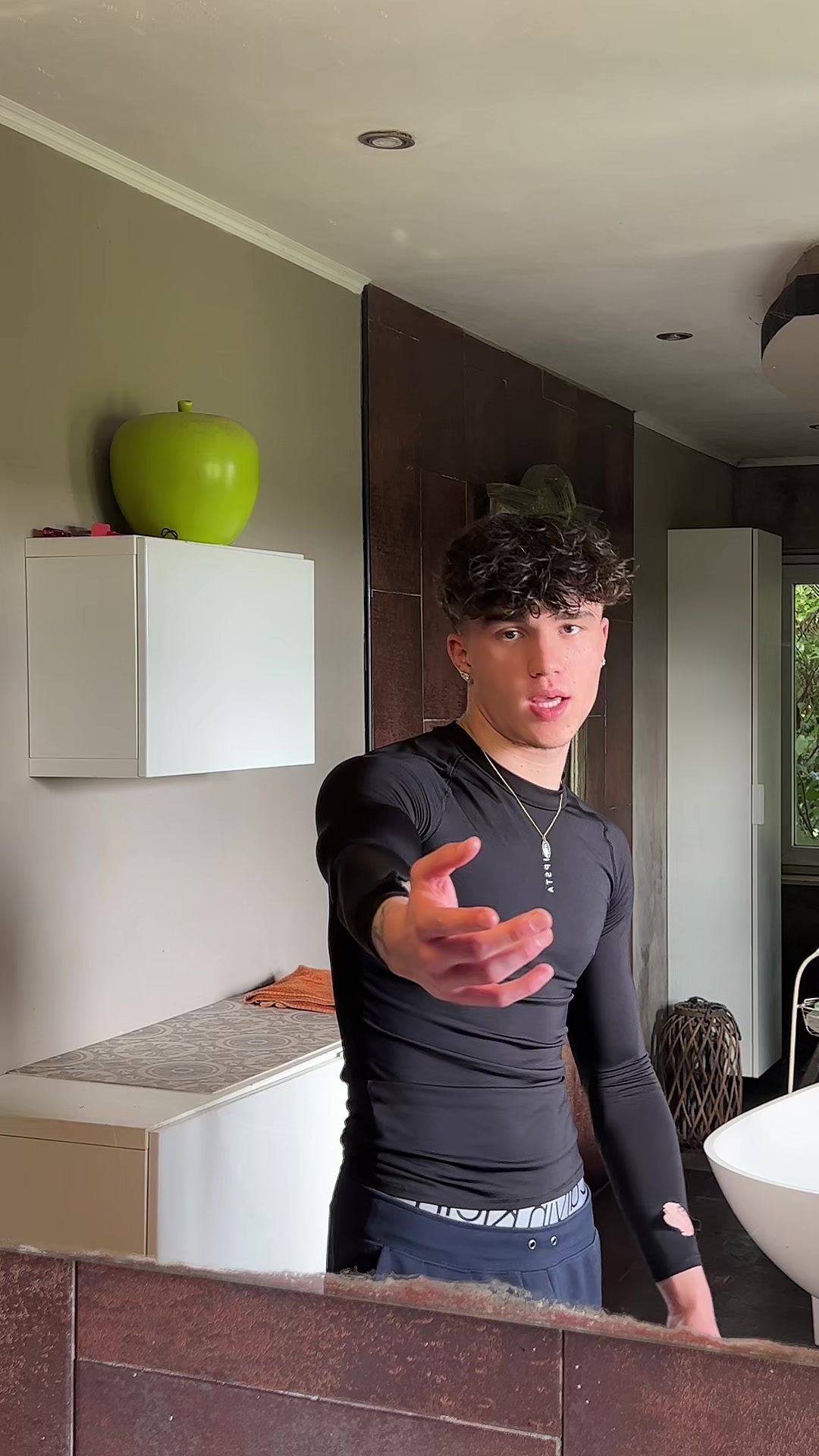 @&AElig;