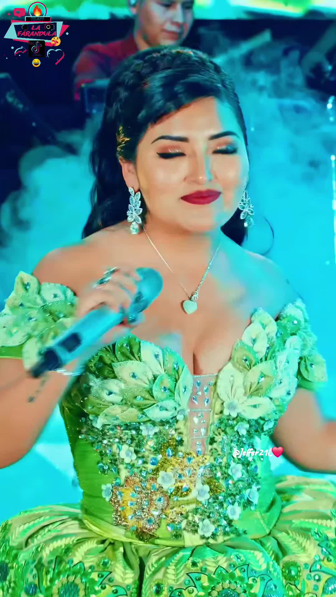 @𝐋𝐚 𝐅𝐚𝐫𝐚𝐧𝐝𝐮𝐥𝐚 🔥💙