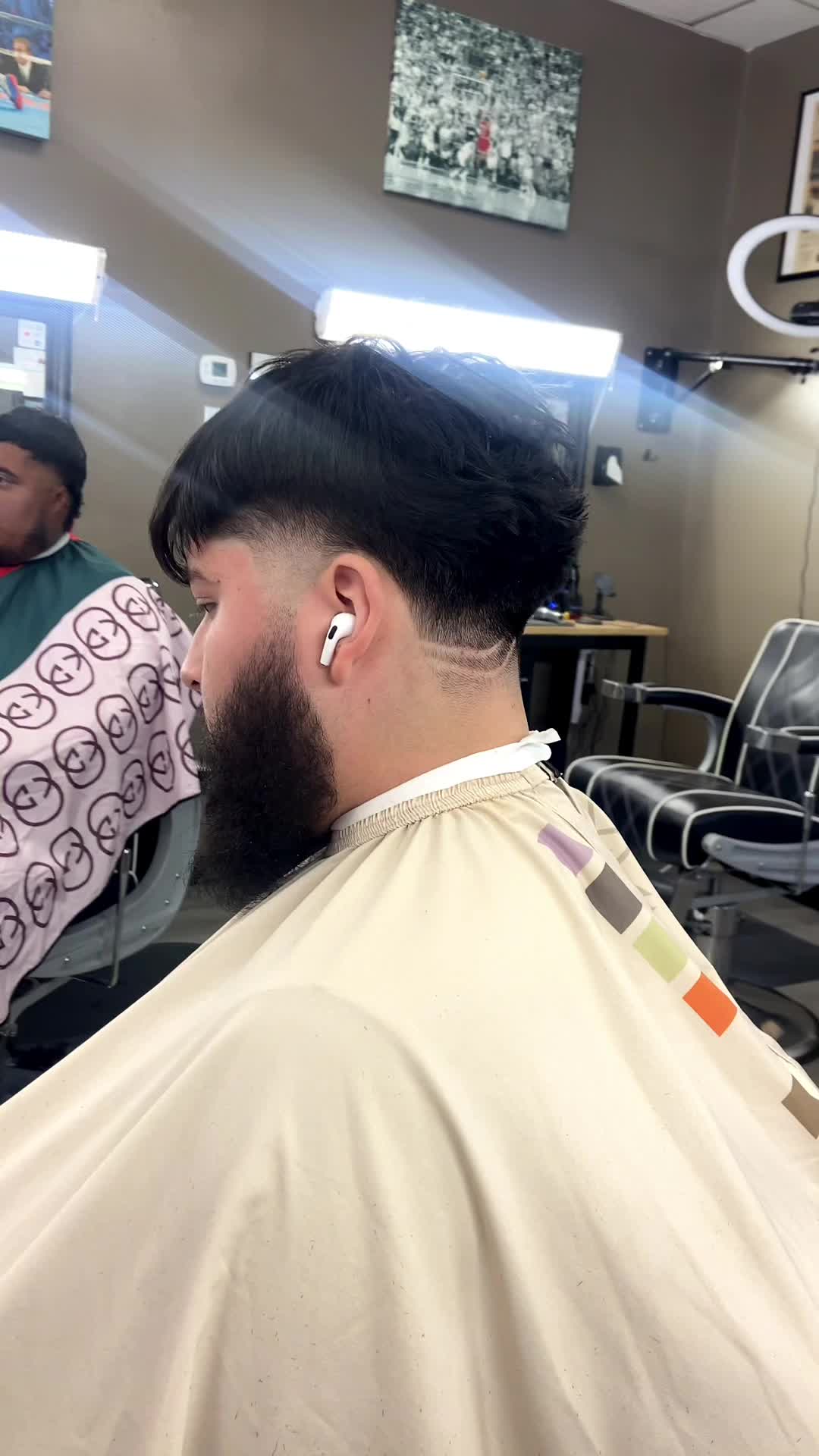 @HOUSTON BARBER