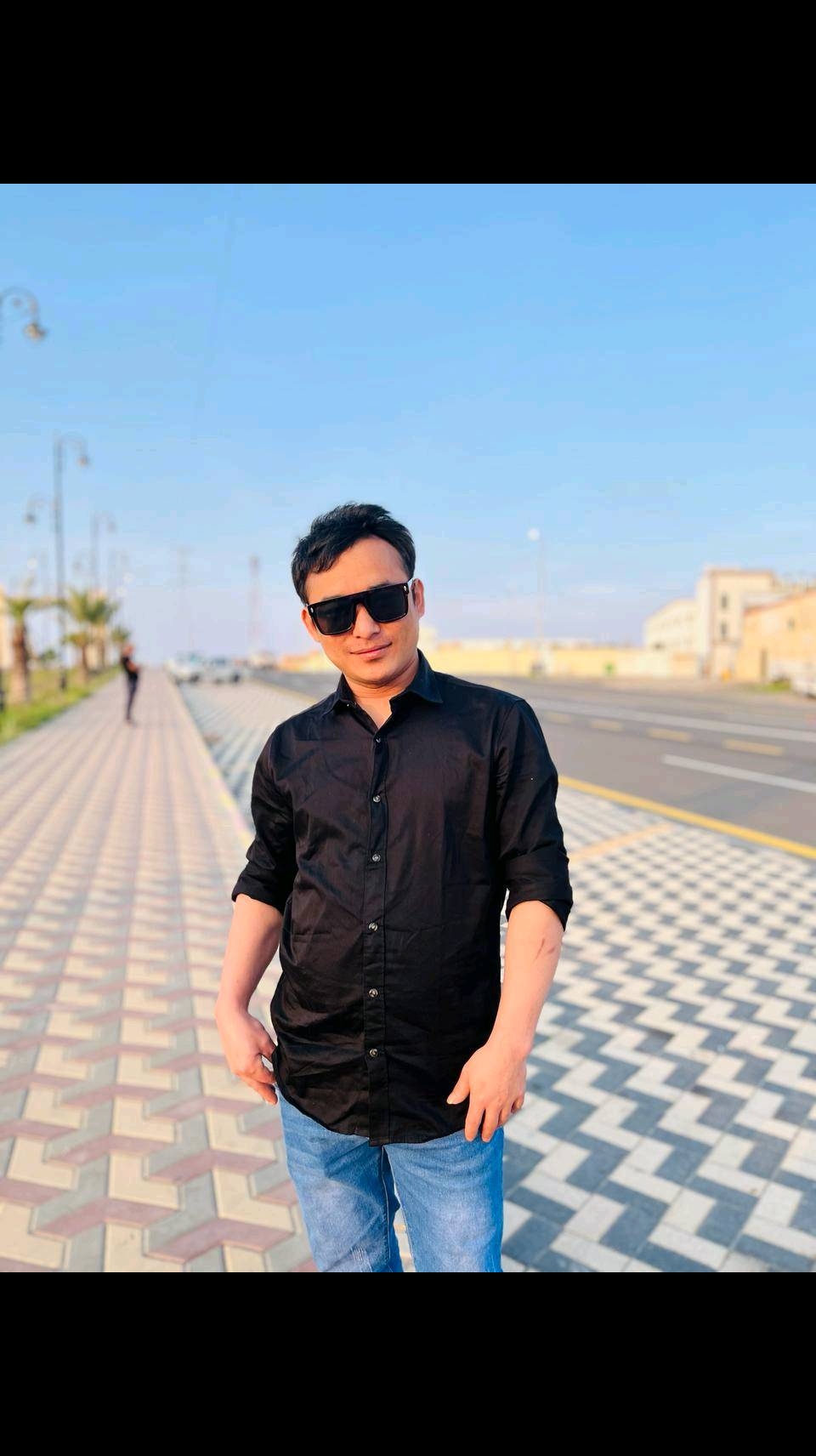 @Lil thapa