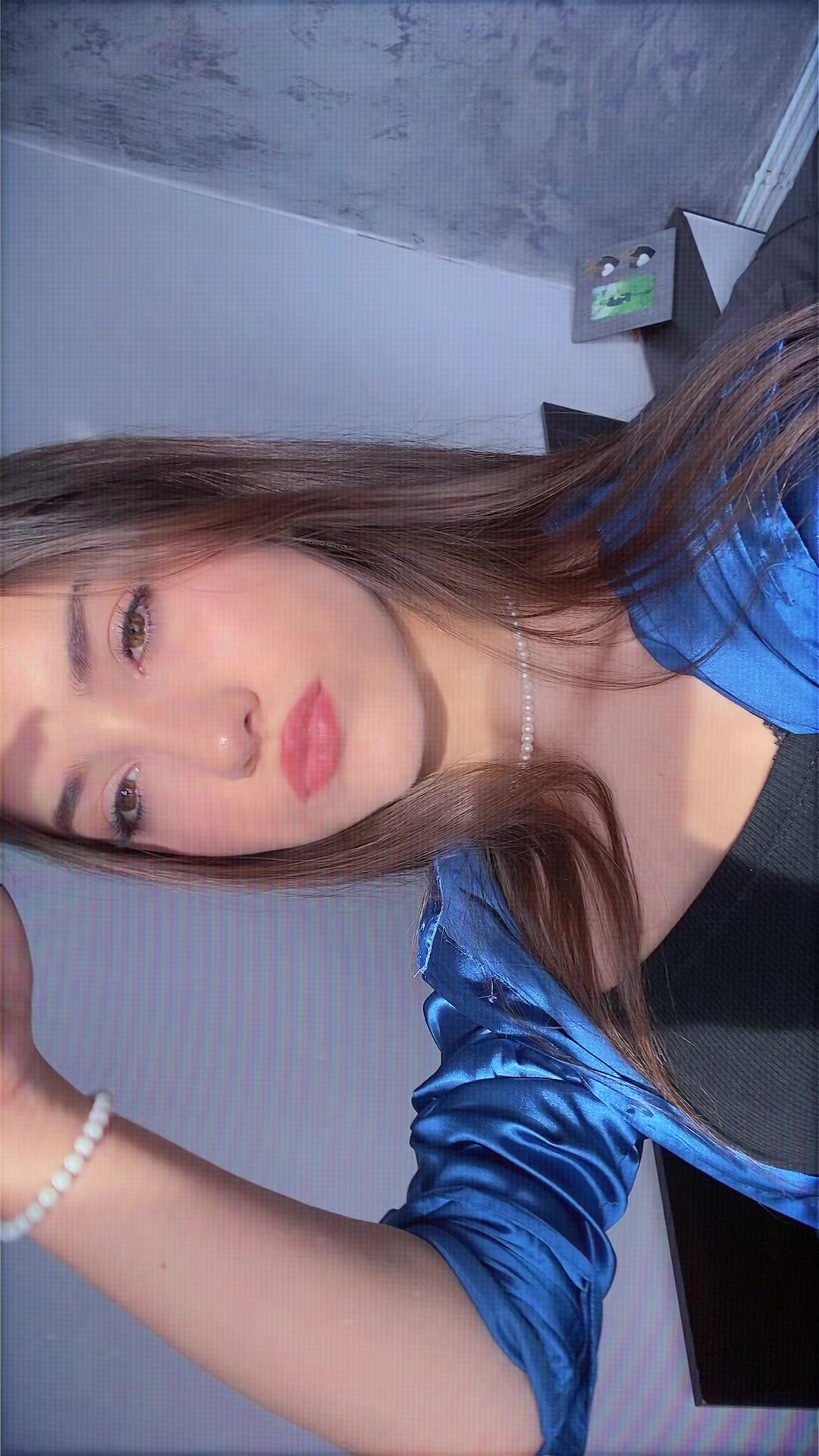 @izaa
