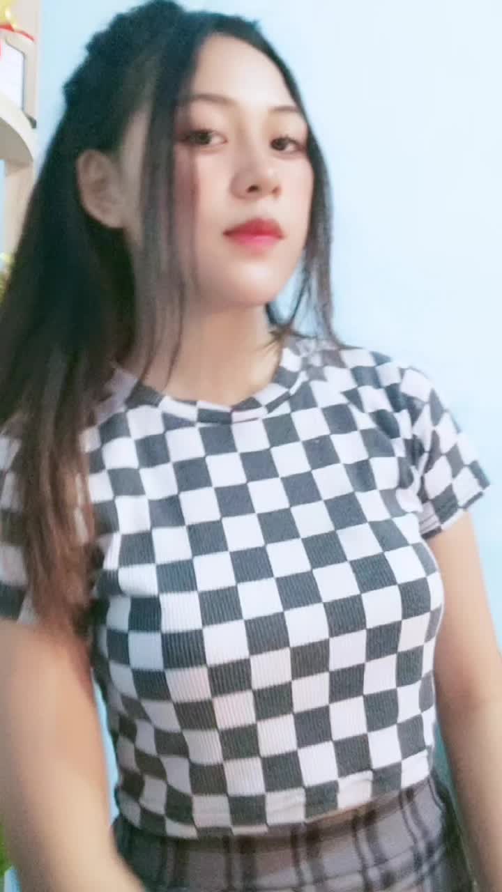 @🦋