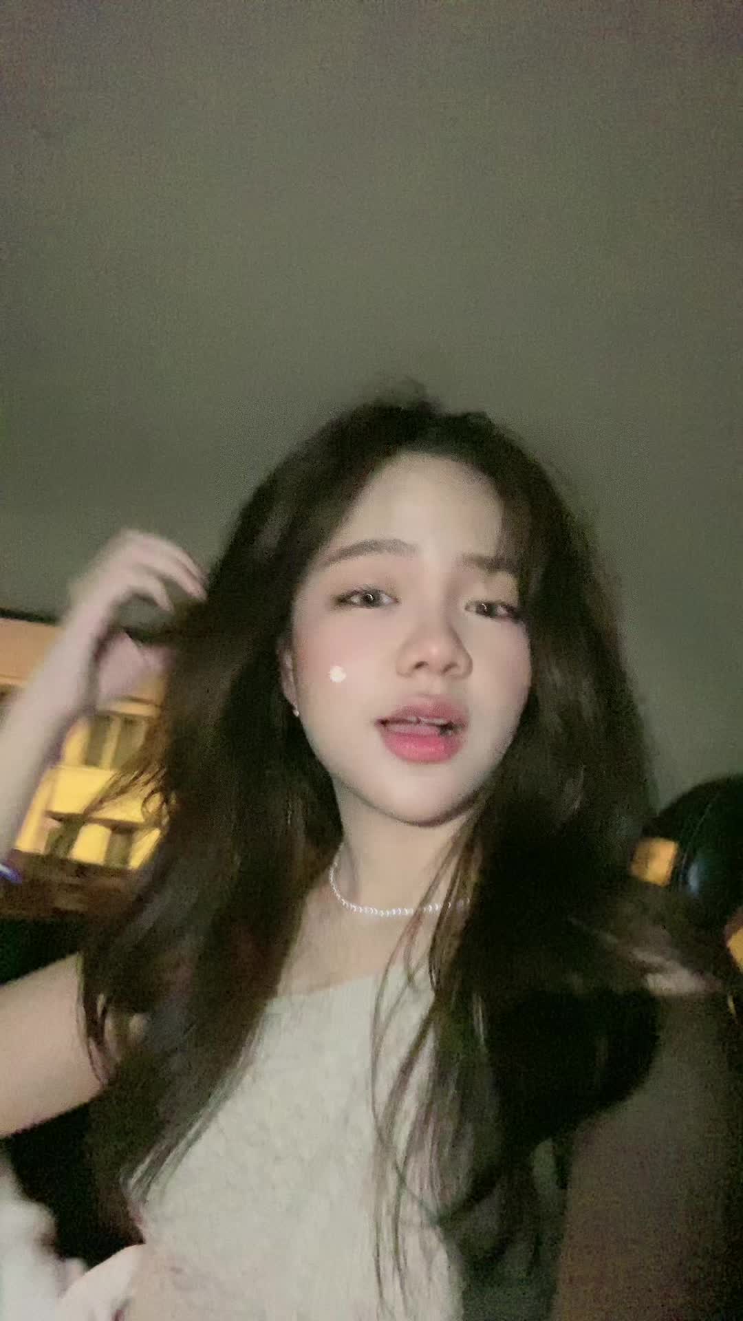 @PUTRI TAJU