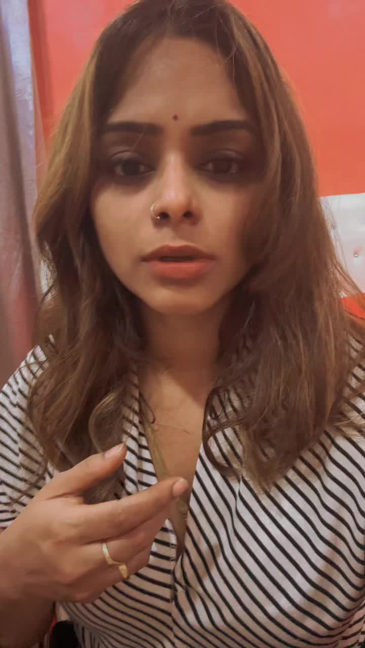 @DhanyaaR