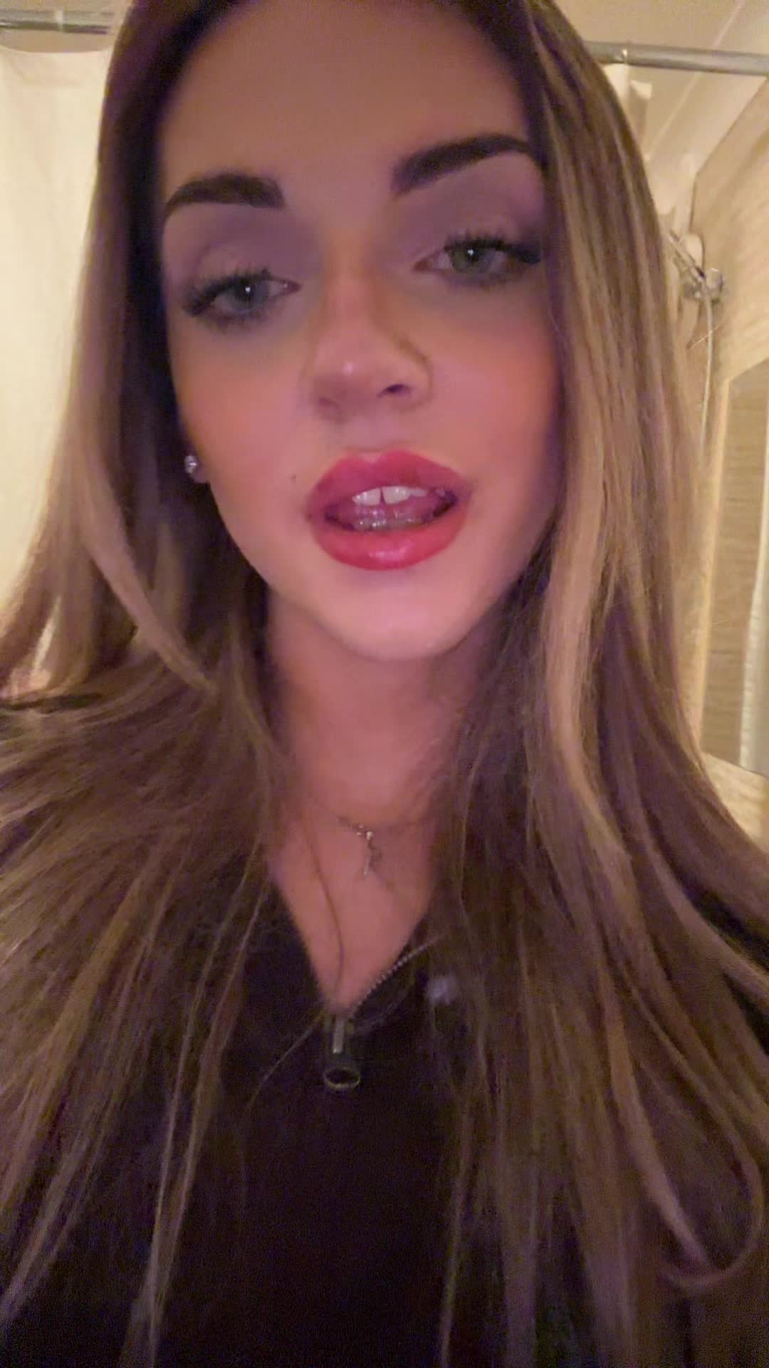 @Gabriella Lee