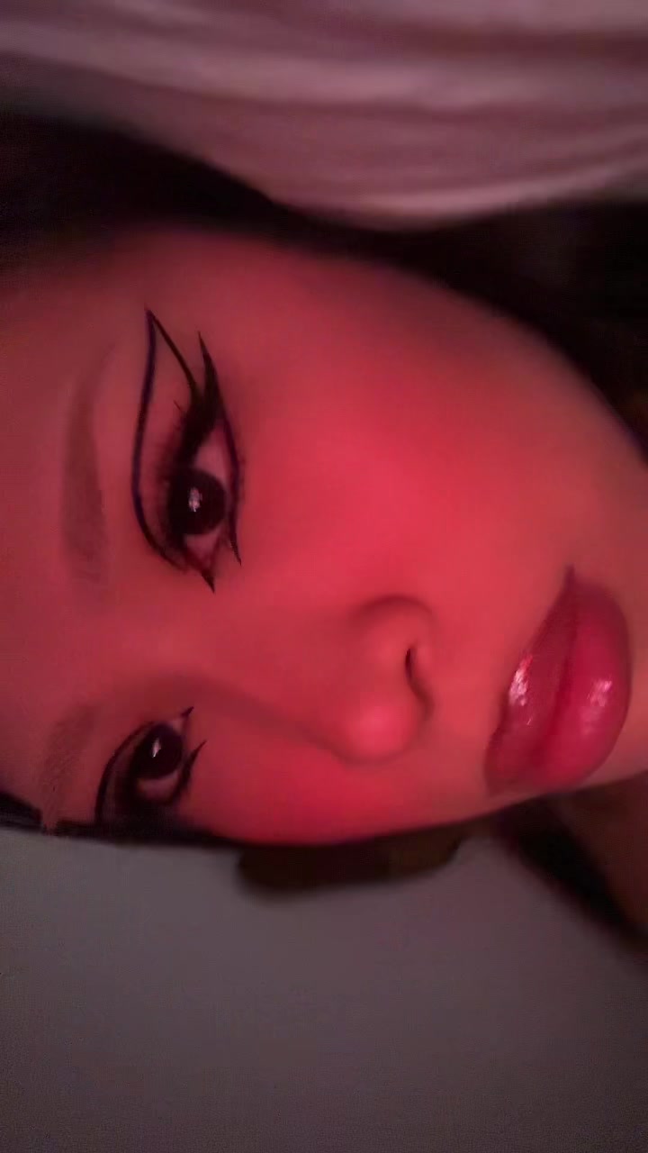 @Alicia ʕ&middot;ᴥ&middot;ʔ *:･ﾟ✧ &hearts;