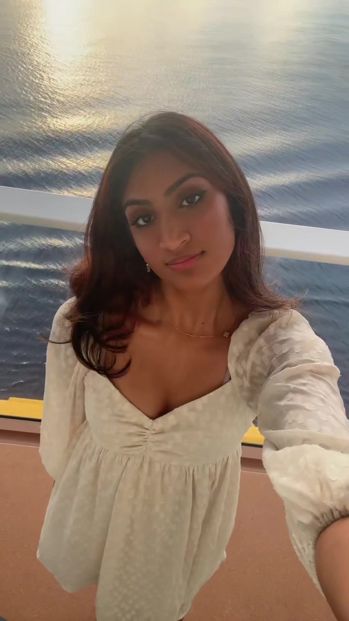 @meghna &hearts;︎