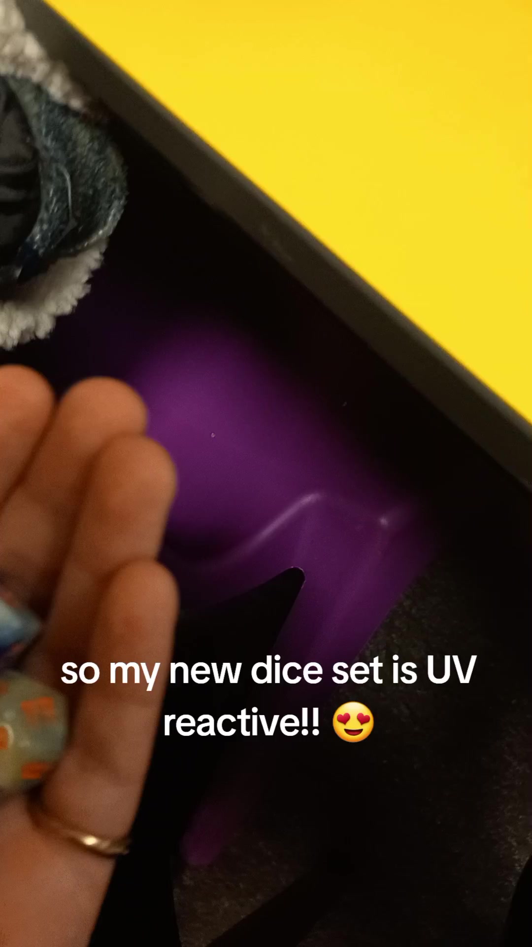 @Roxxsaurus