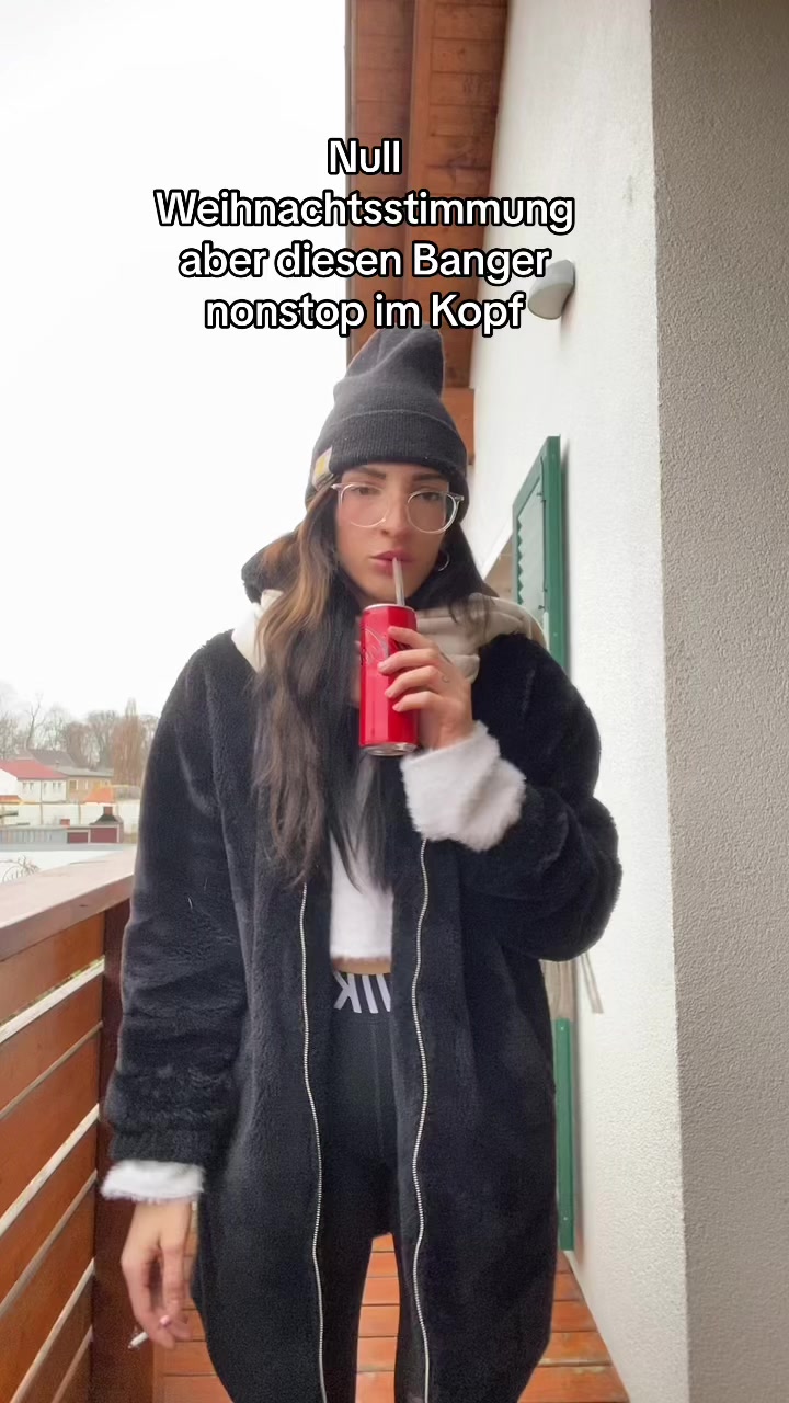 @anoceanbetweenus