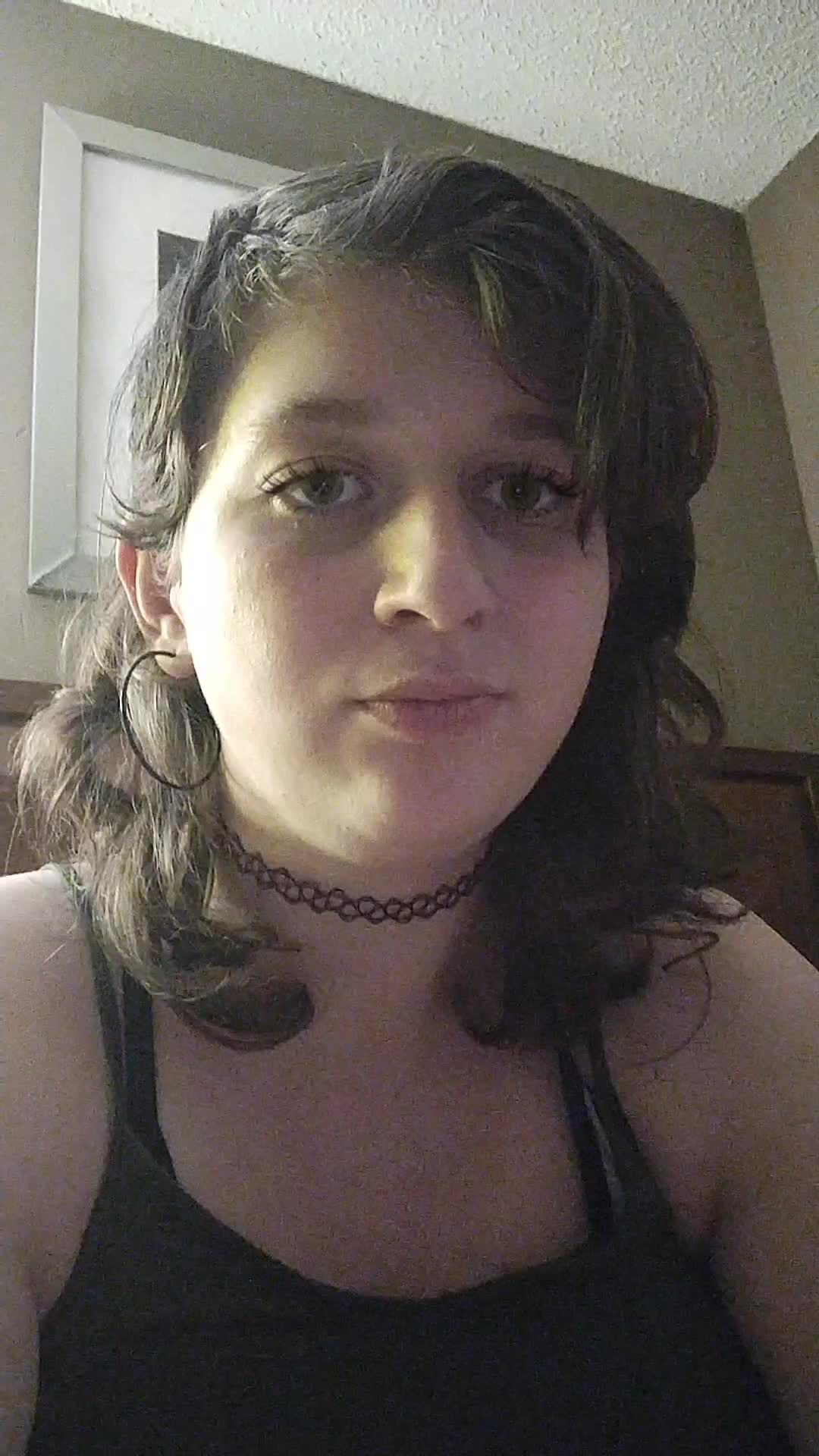 @Queen_Of_demons129