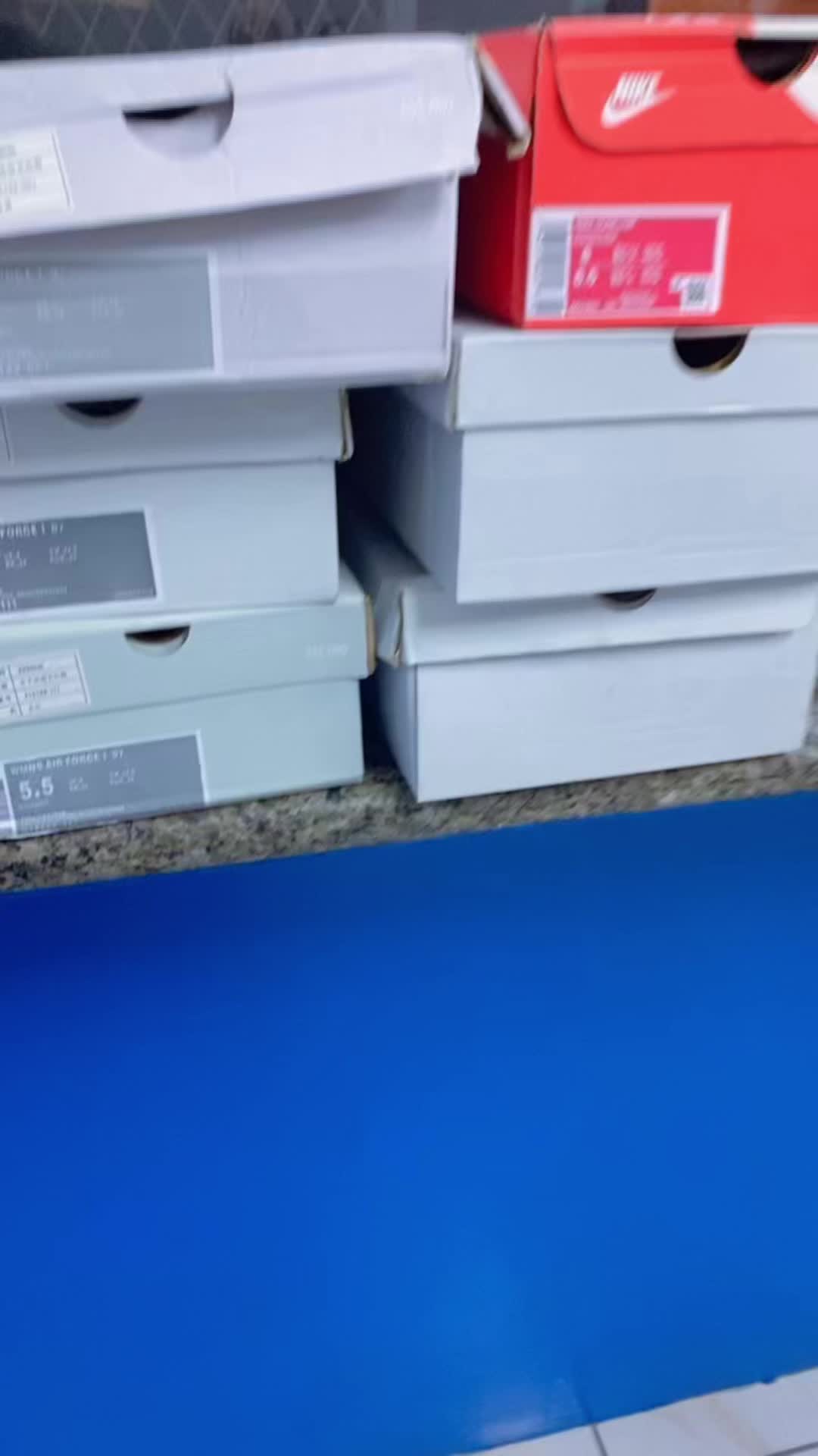 @Kickz_nation__