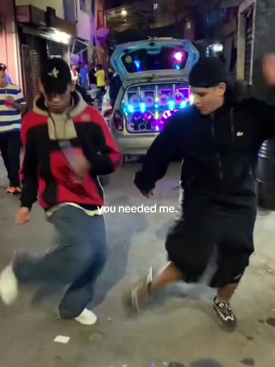 @🎶