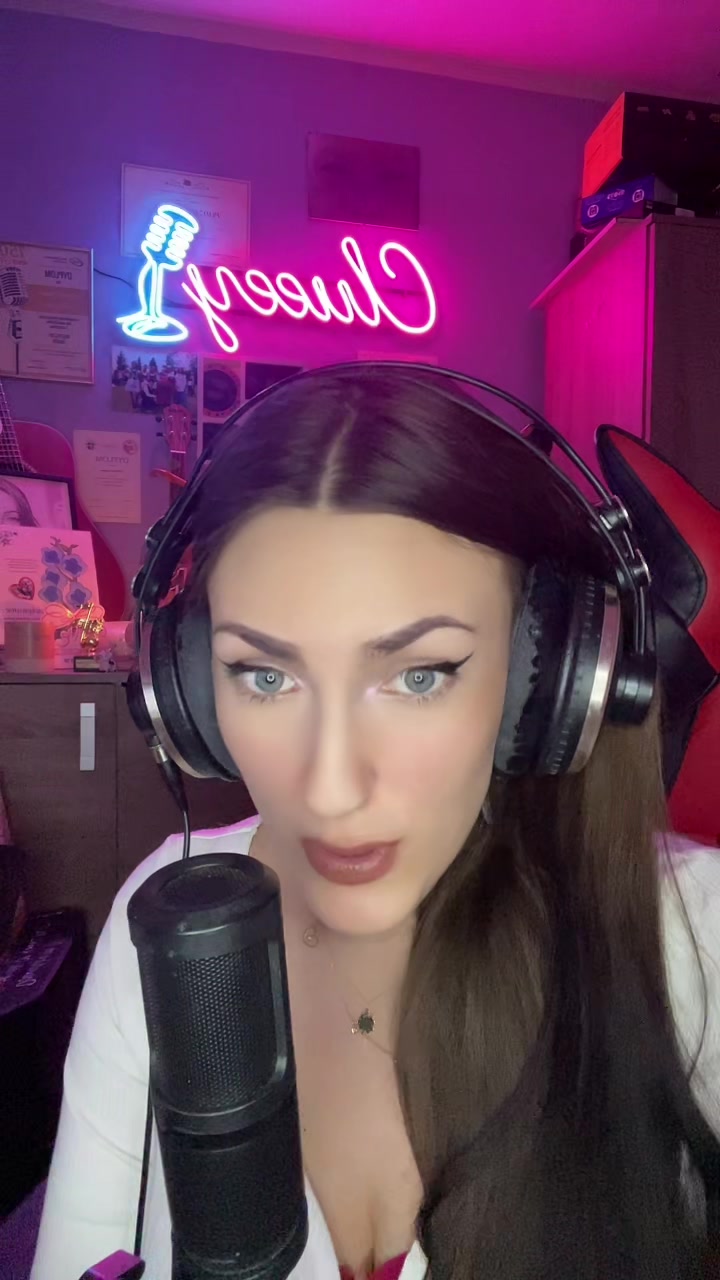 @𝐂𝐥𝐮𝐞𝐞𝐲☀️🎀
