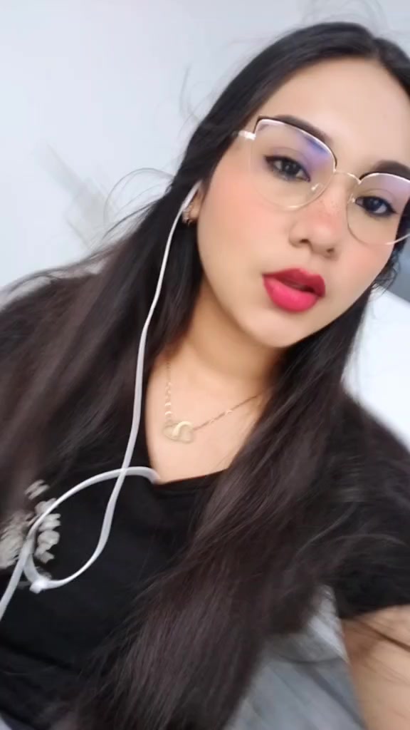 @Karolyn Tamay 😺