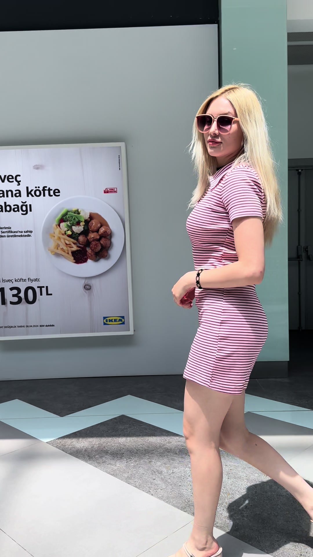 @Niluferland
