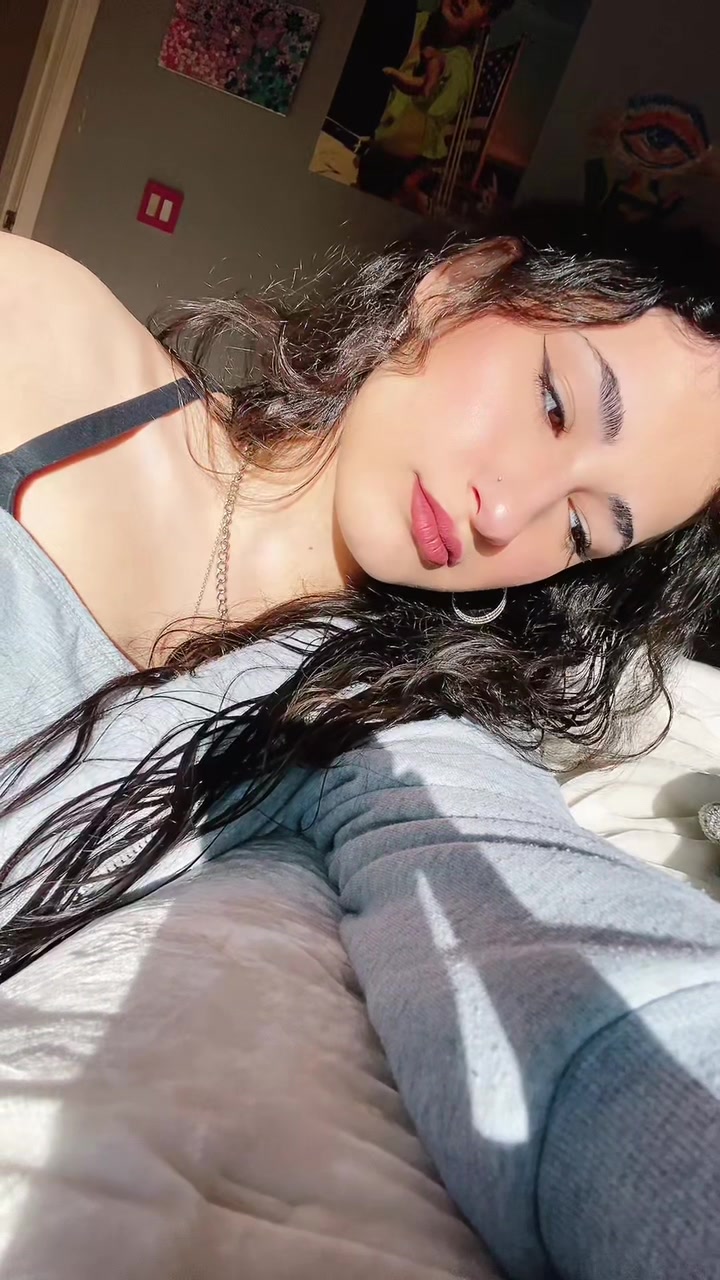 @bella🪬