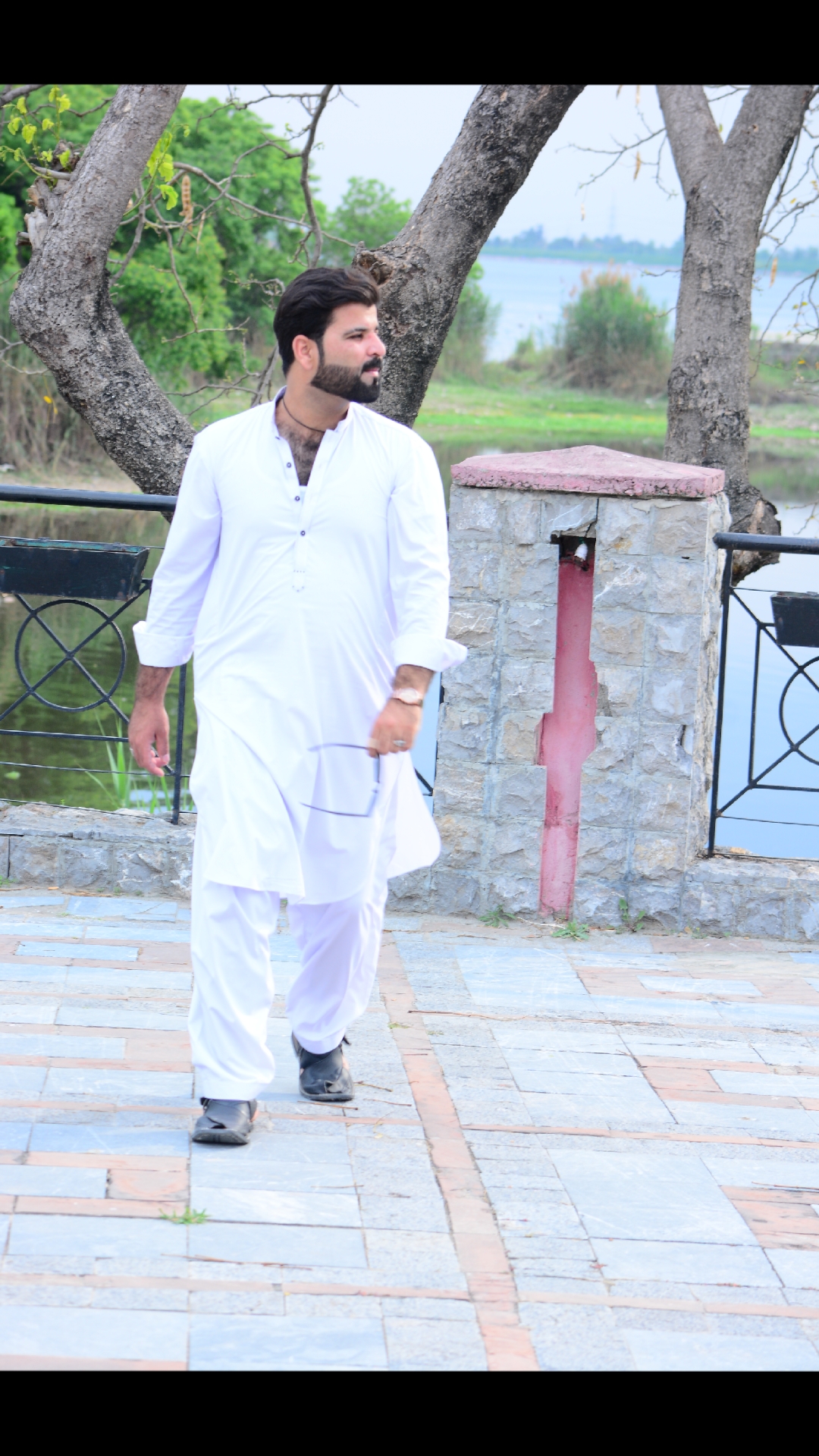 @Fareed Raaz Fareed R