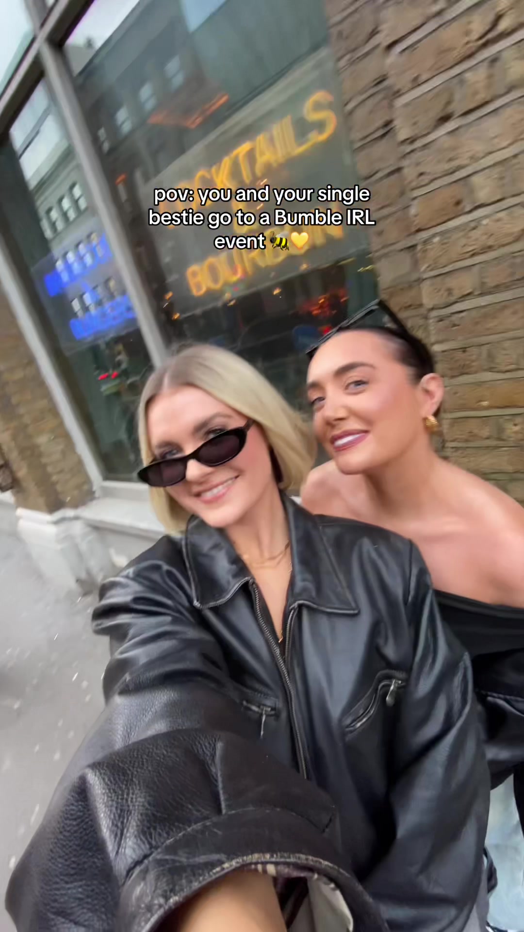 @zo&euml; hudson