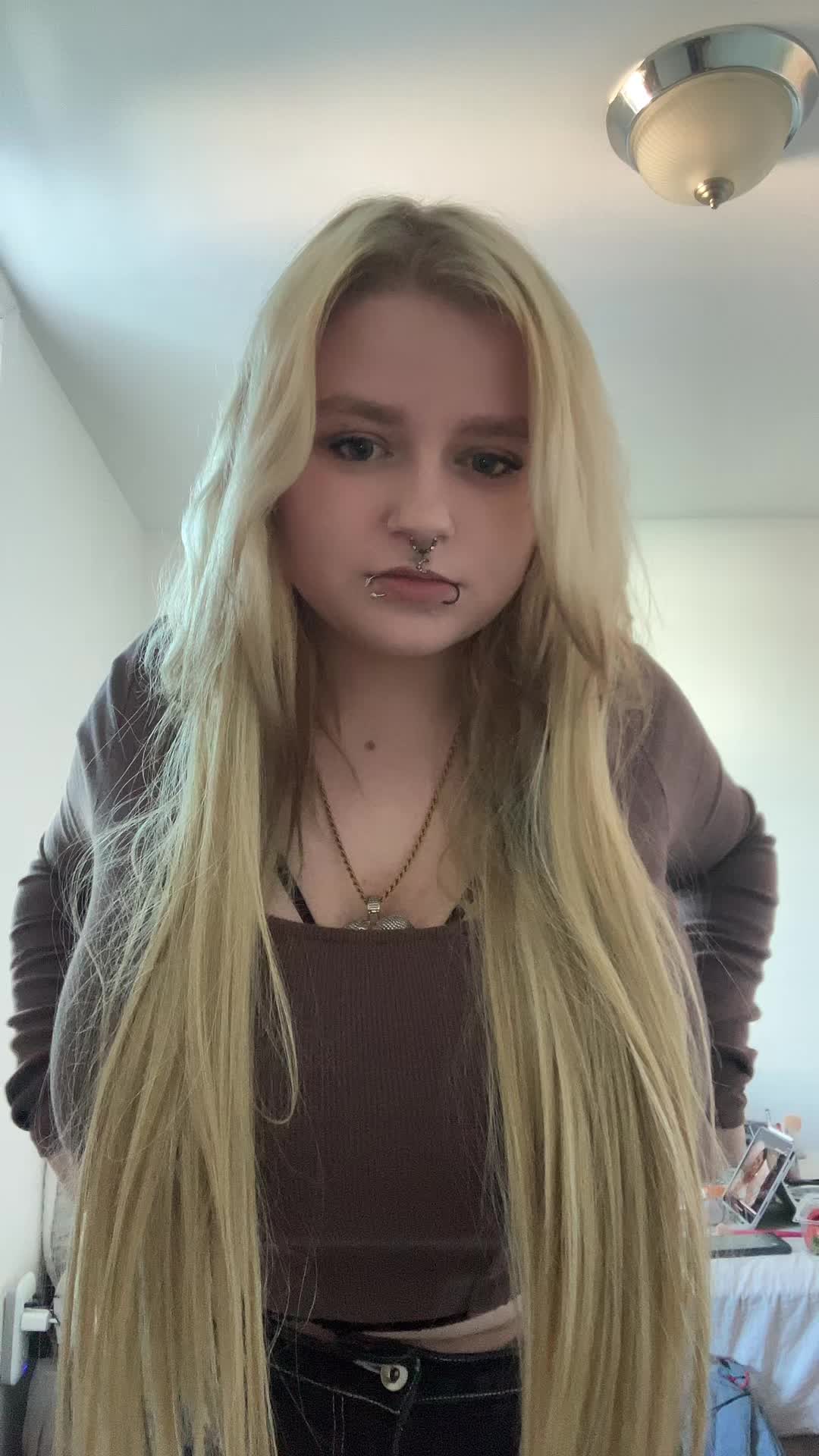 @𖣂🪱𝒽𝓎𝓁𝑒𝓇💫𖣂