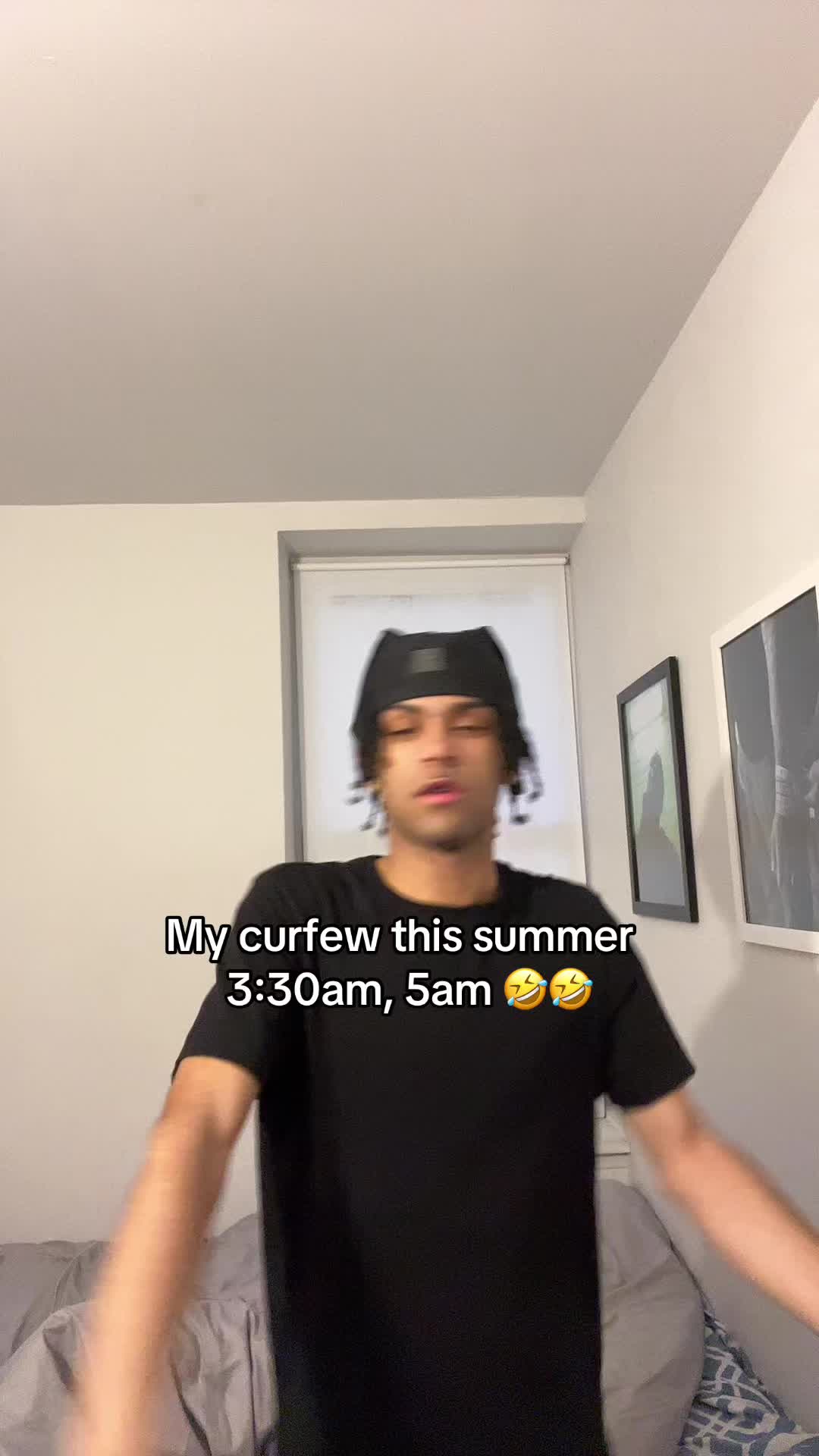 @derekyb