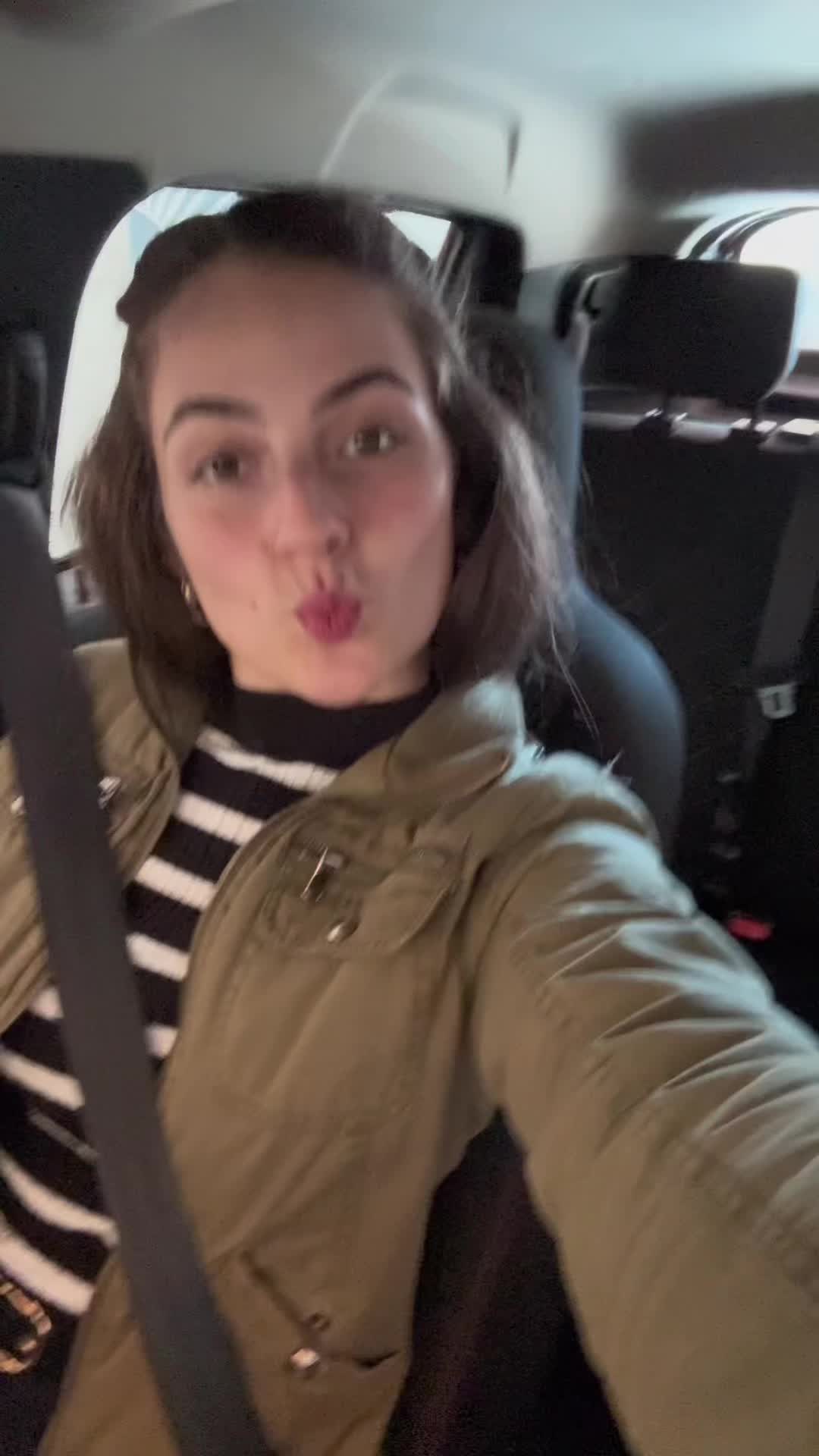 @nicolyzanchett