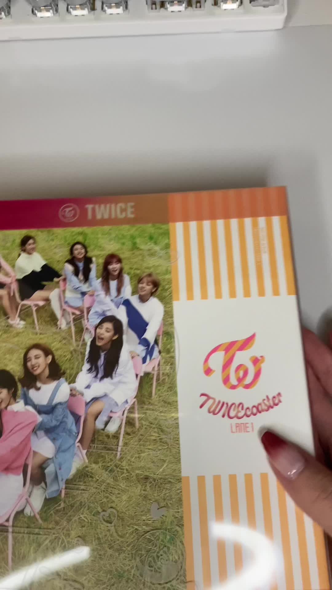 @jihyo