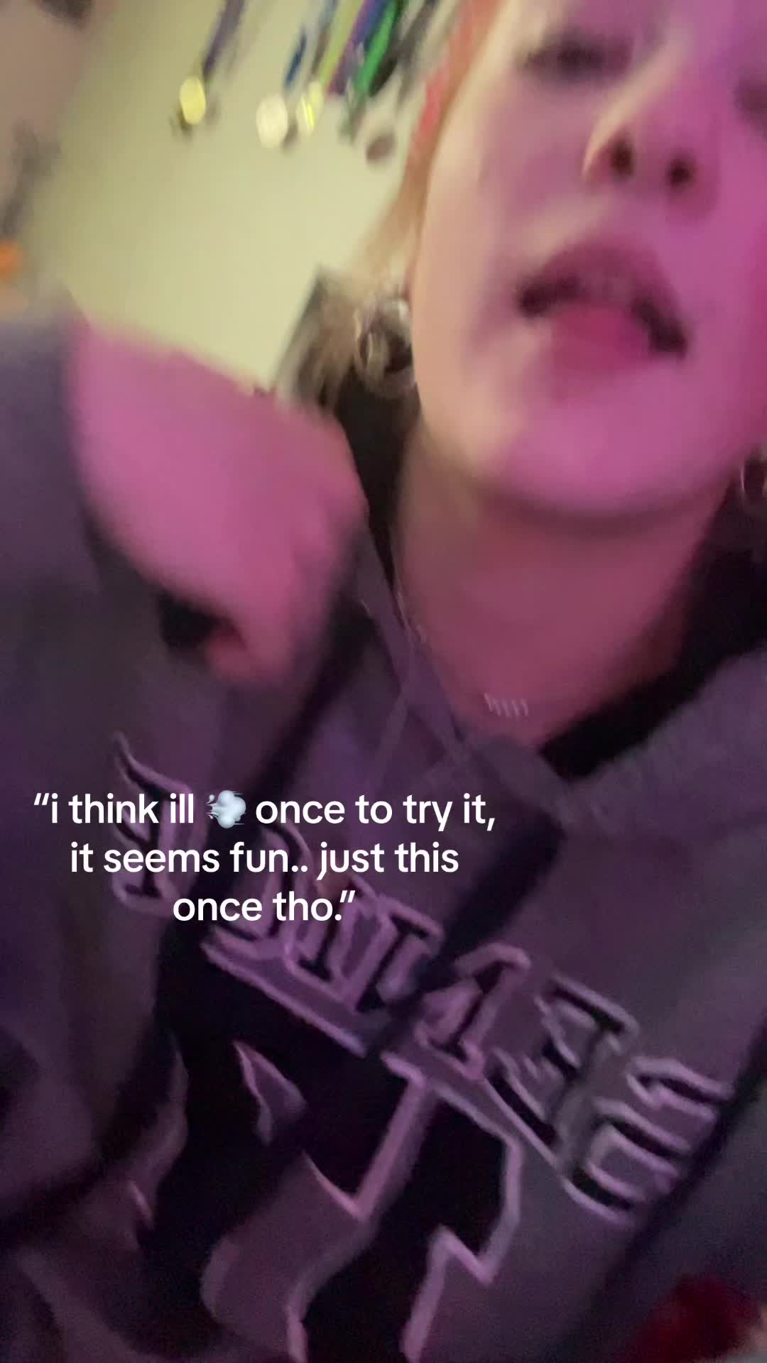 @👻