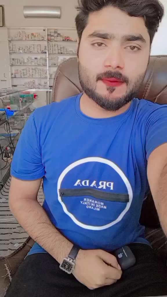 @Hamza king